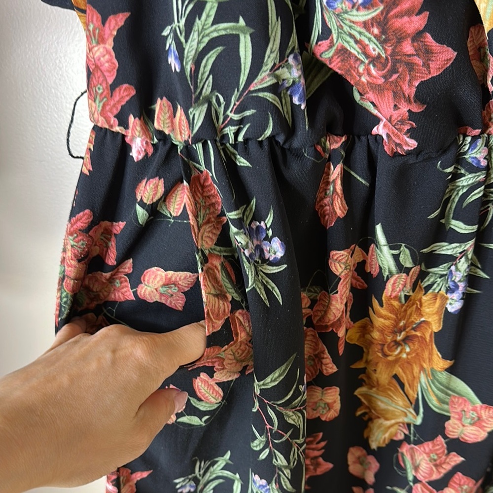 Dex - Ruffled Tiered Sundress - Picture 5 of 5